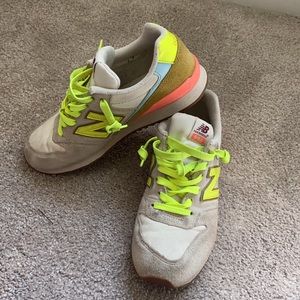 New balance shoes